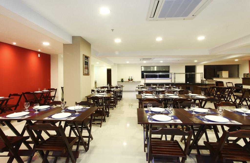 Travel Inn Fenix Cabo Frio Bagian luar foto